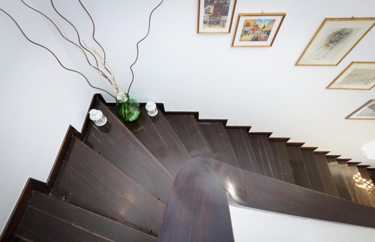 Casa Torre Di Specchio 2 Con Piscina Apartment Bari Bagian luar foto