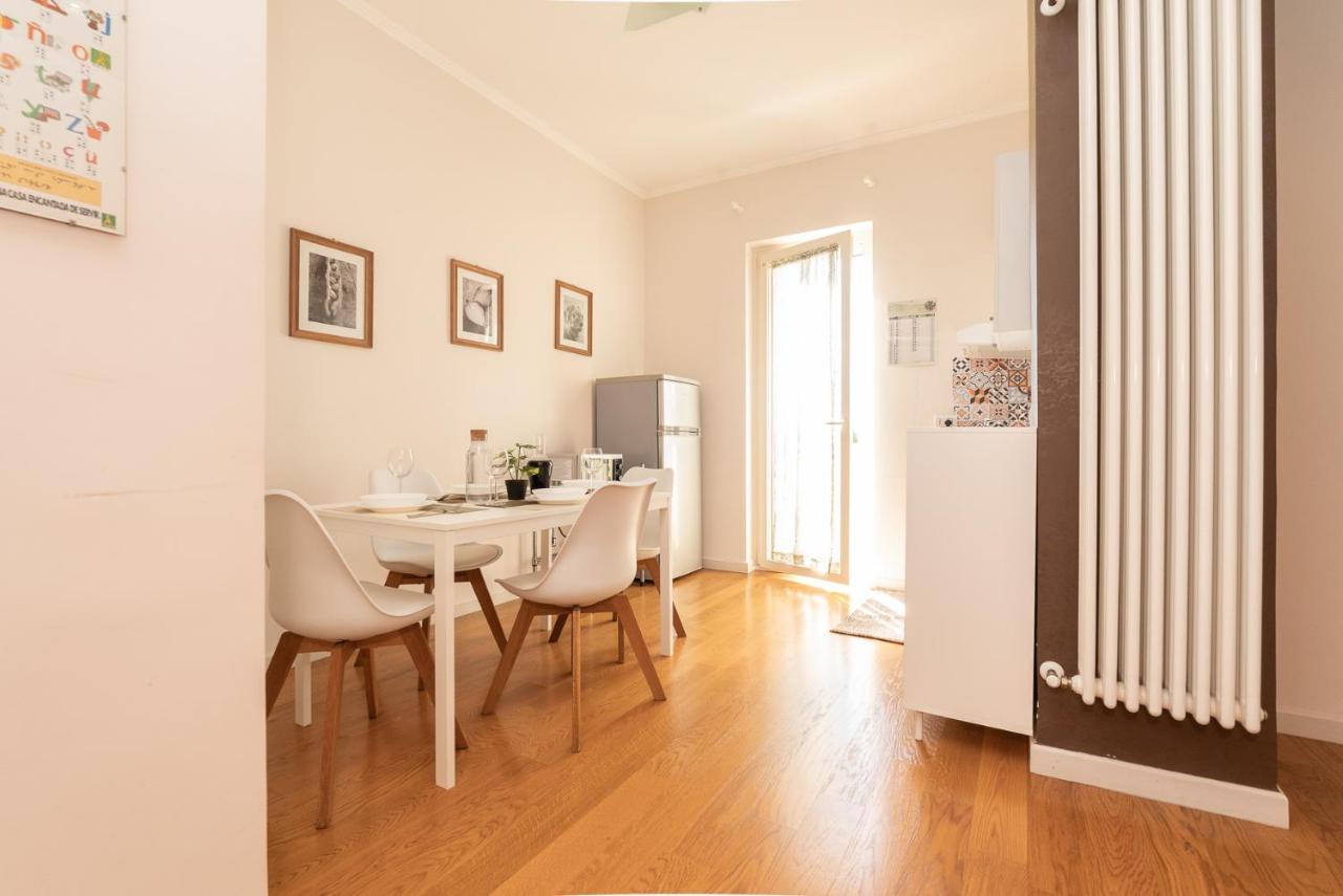 Casa Torre Di Specchio 2 Con Piscina Apartment Bari Bagian luar foto