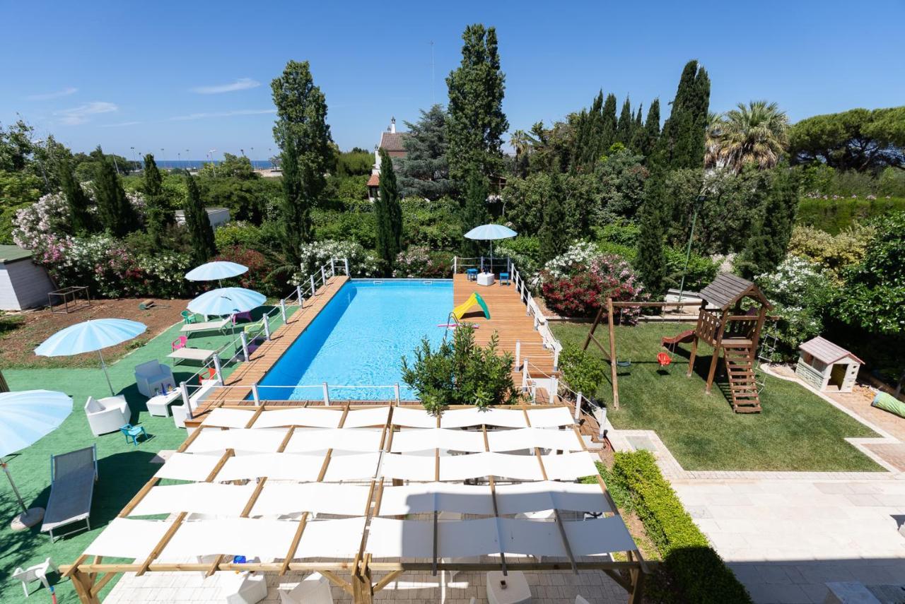 Casa Torre Di Specchio 2 Con Piscina Apartment Bari Bagian luar foto